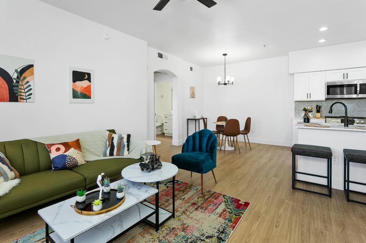Cozysuites Glendale By The Stadium With Pool 01 Buitenkant foto
