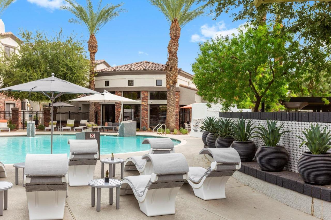 Cozysuites Glendale By The Stadium With Pool 01 Buitenkant foto