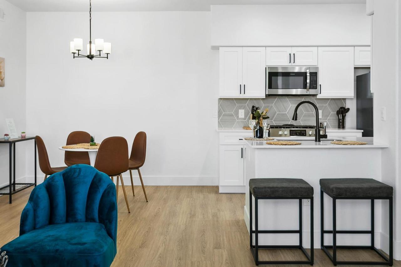 Cozysuites Glendale By The Stadium With Pool 01 Buitenkant foto