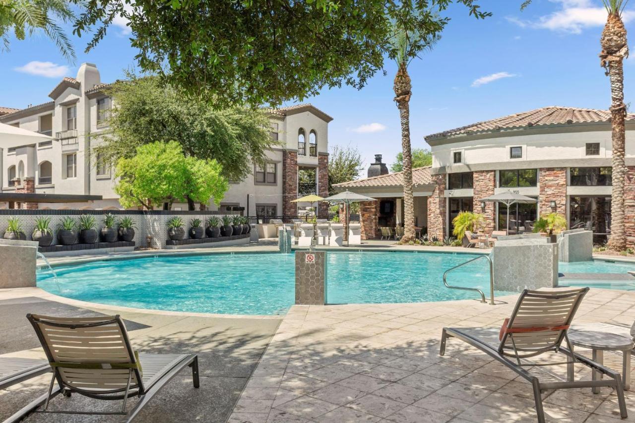 Cozysuites Glendale By The Stadium With Pool 01 Buitenkant foto